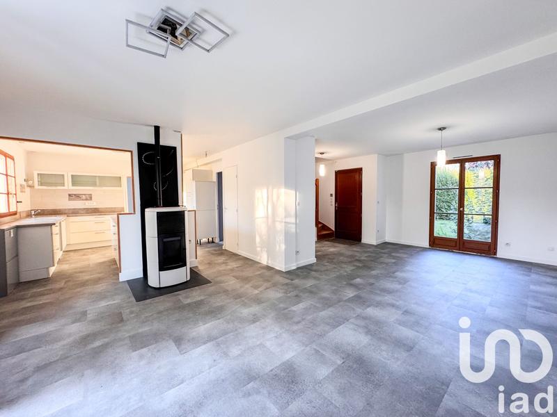 Maison - 165 m² - 8 pièces