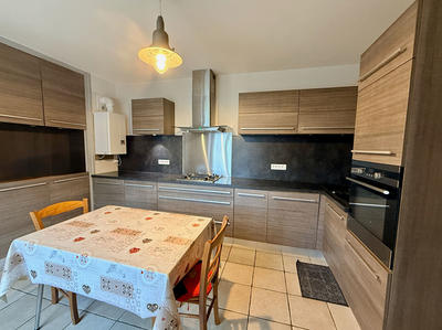 Maison - 88 m² - 5 pièces