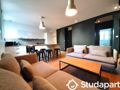 Chambre - 13 m² - 1 pièce