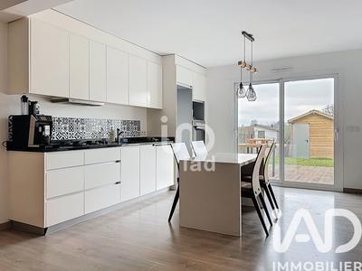 Appartement - 76 m² - 3 pièces