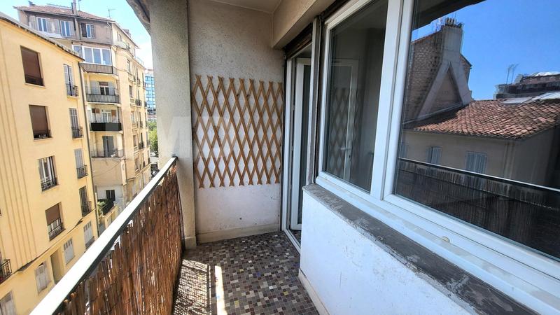 Appartement - 57 m² - 3 pièces