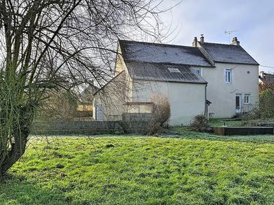 Maison - 130 m² - 7 pièces