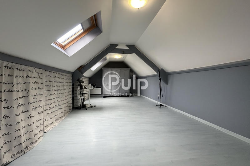 Pavillon - 164 m² - 7 pièces