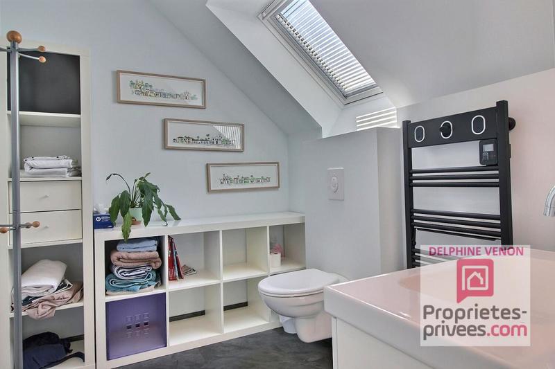 Maison - 211 m² - 6 pièces