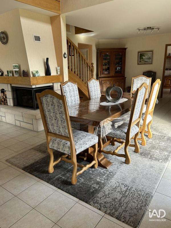 Maison - 195 m² - 5 pièces