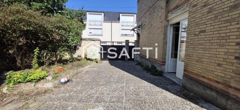 Maison - 196 m² - 9 pièces