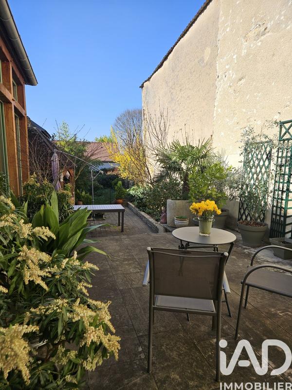 Maison - 214 m² - 6 pièces