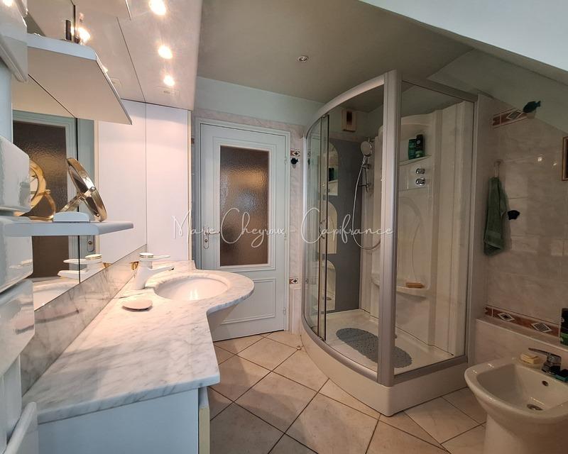 Appartement - 78 m² - 3 pièces