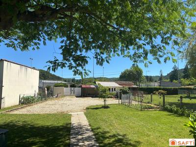 Maison - 105 m² - 4 pièces