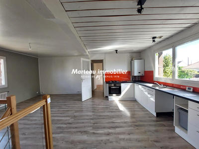 Maison - 90 m² - 5 pièces