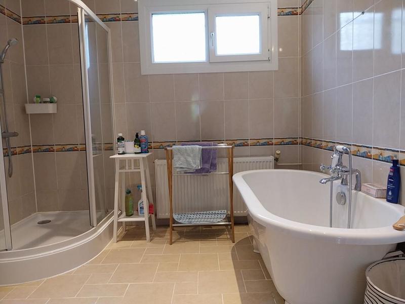 Maison - 145 m² - 6 pièces