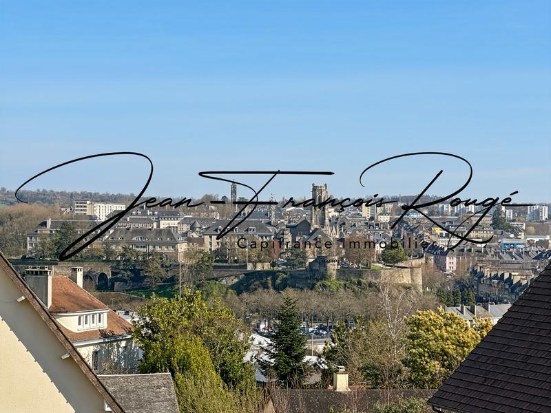 Maison - 140 m² - 6 pièces