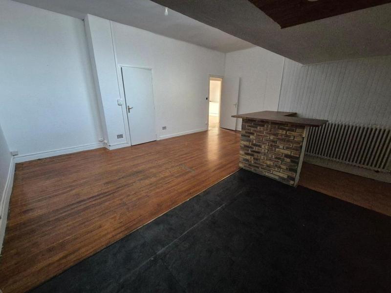 Appartement ancien - 73 m² - 3 pièces