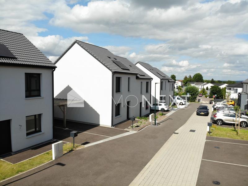 Maison - 88 m² - 5 pièces