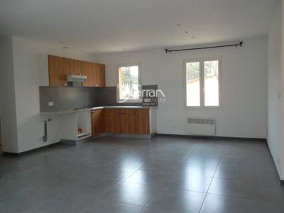 Maison - 77 m² - 4 pièces