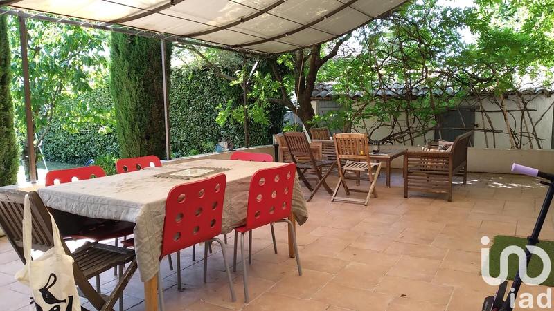 Maison - 180 m² - 9 pièces