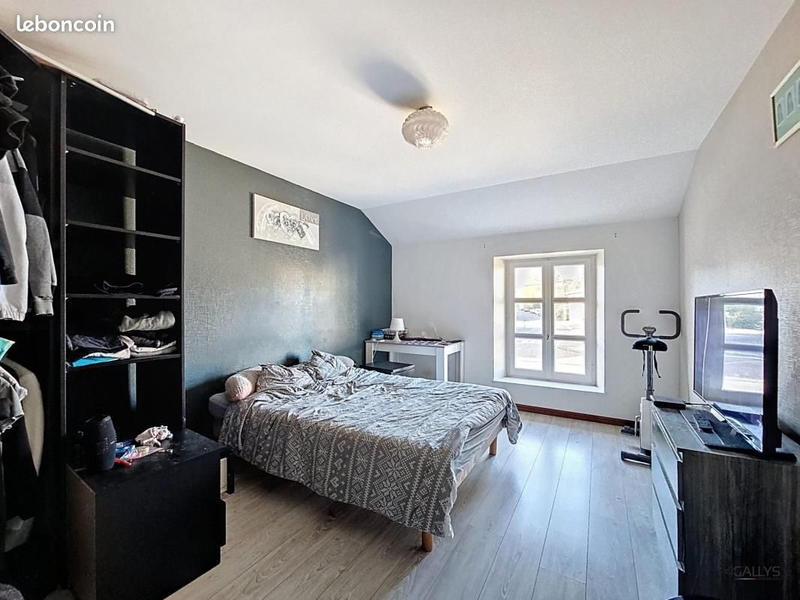 Maison - 102 m² - 4 pièces