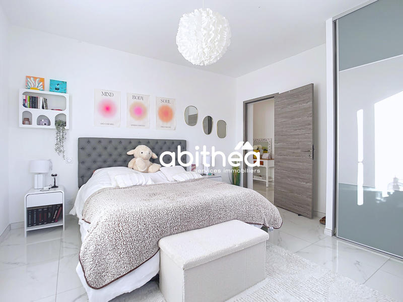 Villa - 140 m² - 4 pièces