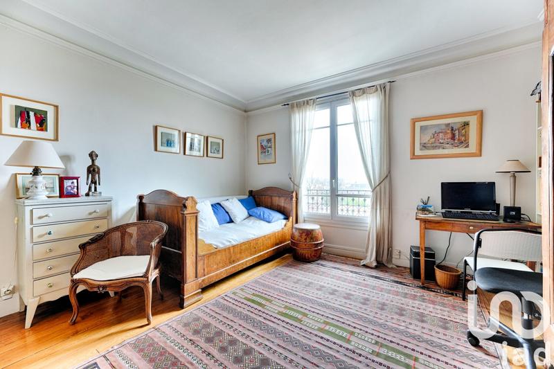 Appartement - 160 m² - 5 pièces