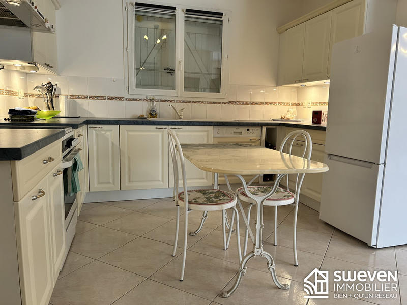 Maison contemporaine - 169 m² - 7 pièces