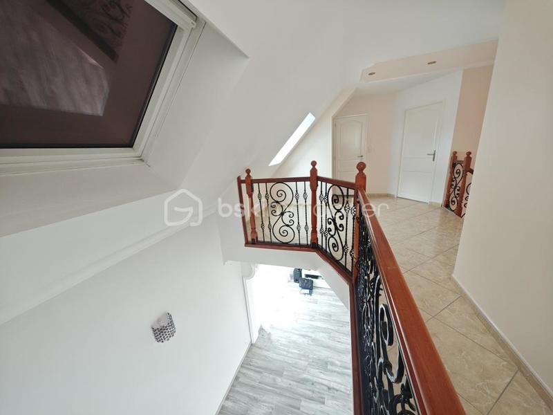 Maison traditionnelle - 122 m² - 5 pièces