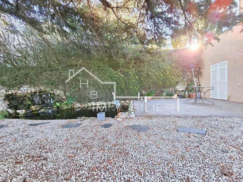 Maison - 155 m² - 4 pièces