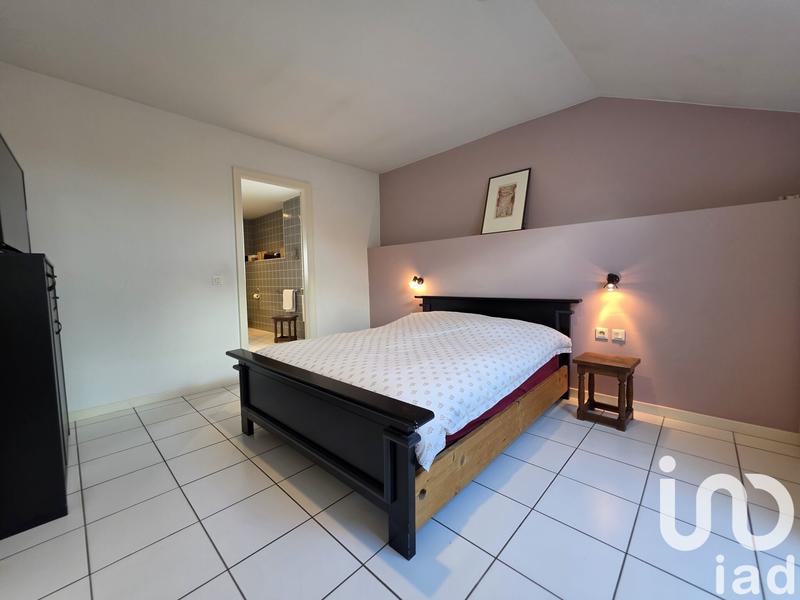 Maison - 360 m² - 10 pièces