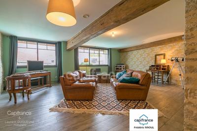 Maison - 424 m² - 10 pièces