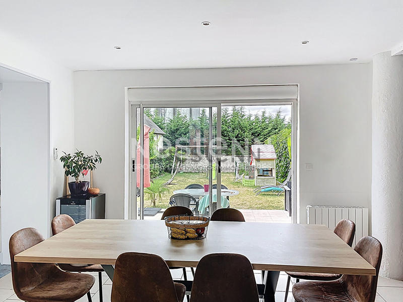 Maison - 173 m² - 6 pièces