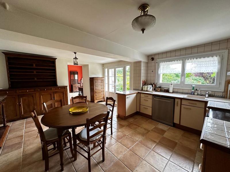 Maison - 140 m² - 6 pièces