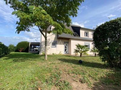 Maison - 150 m² - 7 pièces