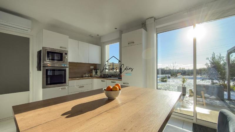 Maison - 84 m² - 3 pièces