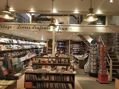 Librairie a plus d'un titre