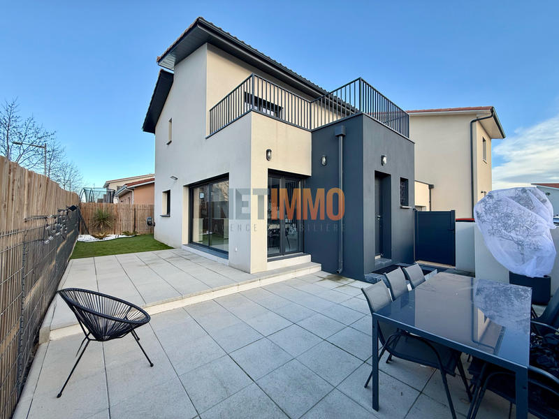 Villa - 96 m² - 4 pièces