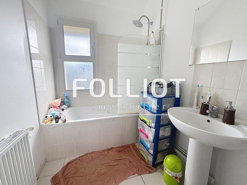 Maison - 85 m² - 5 pièces