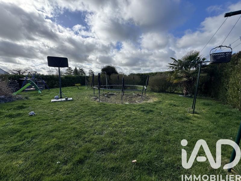 Maison - 90 m² - 5 pièces