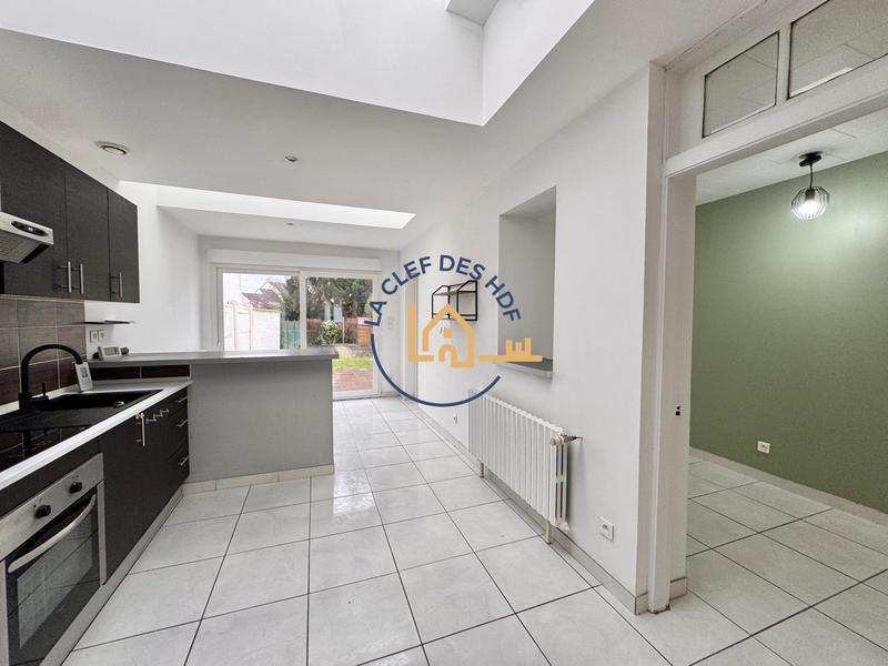 Maison - 110 m² - 4 pièces