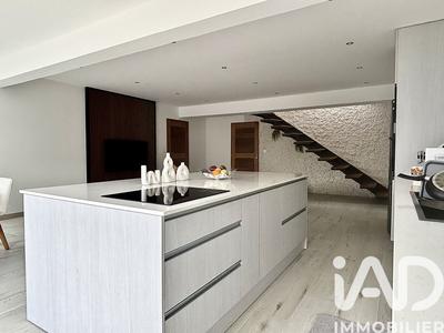 Maison de maîtres - 140 m² - 5 pièces