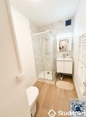 Chambre - 11 m² - 1 pièce