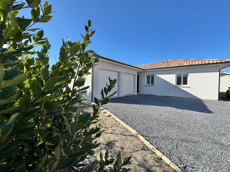 Maison - 100 m² - 4 pièces