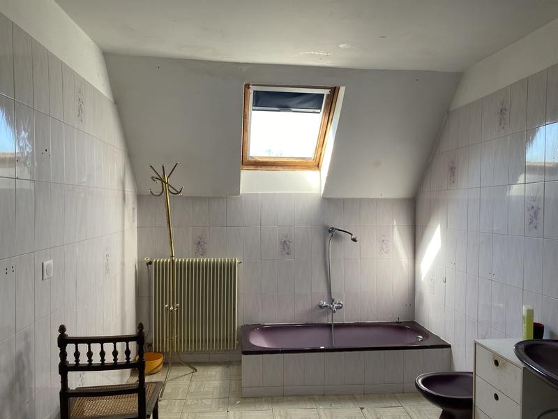 Maison ancienne - 205 m² - 8 pièces