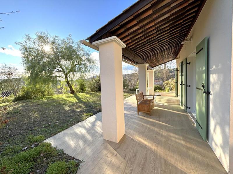 Maison - 122 m² - 5 pièces