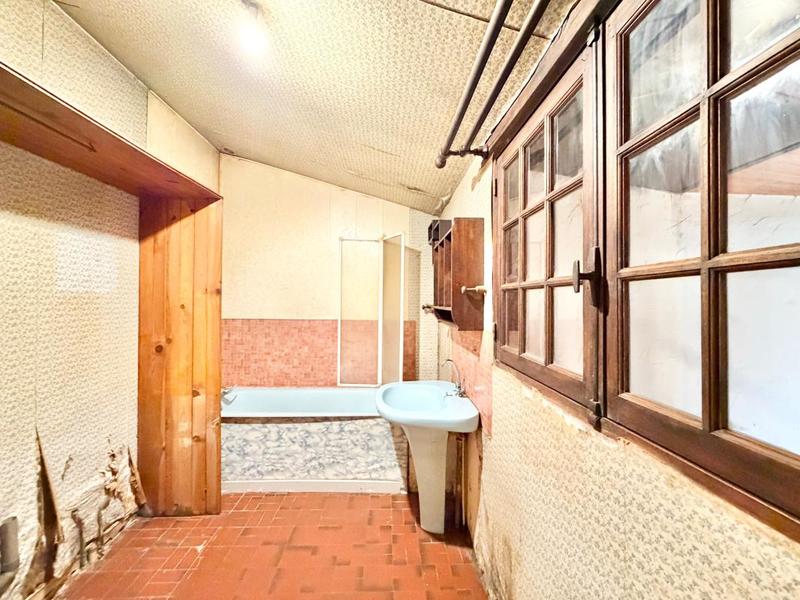 Maison - 104 m² - 5 pièces