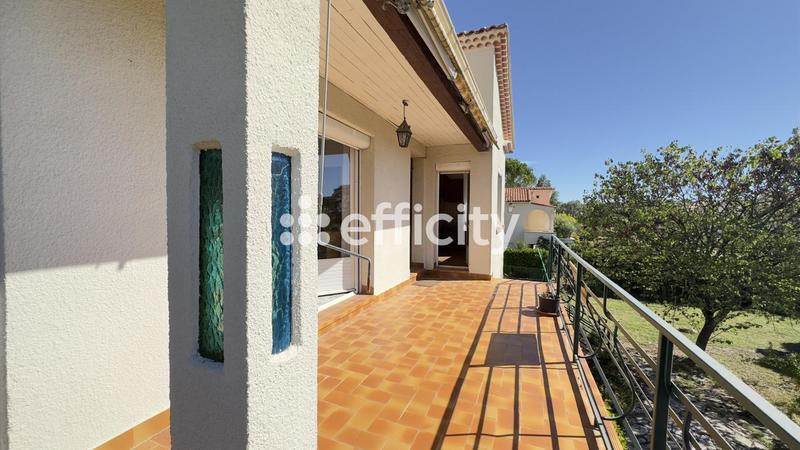 Maison - 100 m² - 6 pièces