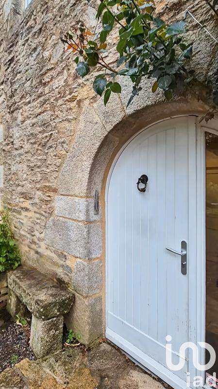 Maison - 315 m² - 19 pièces