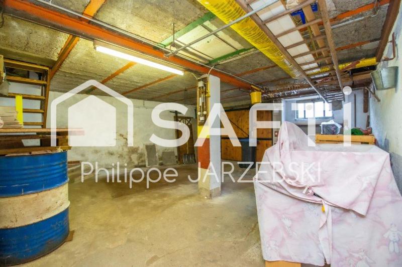 Maison - 166 m² - 7 pièces