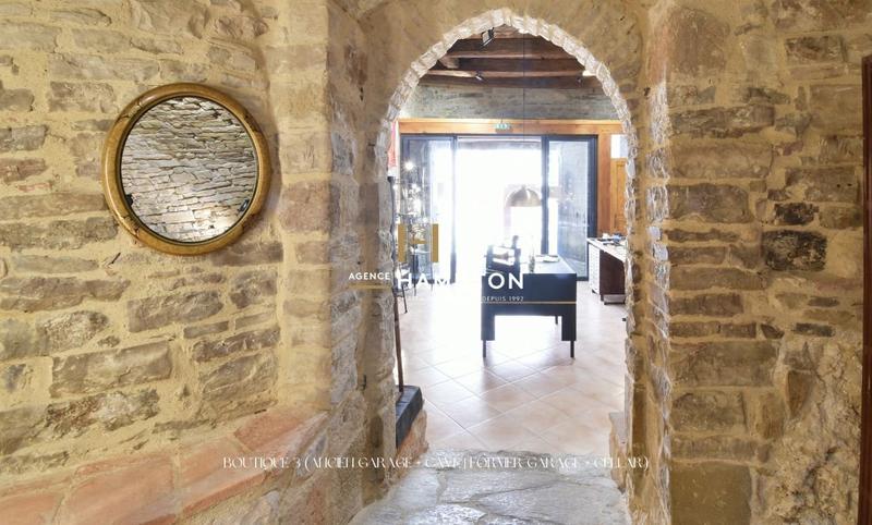 Immeuble - 619 m² - 18 pièces