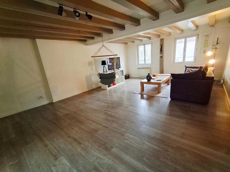 Appartement - 105 m² - 3 pièces