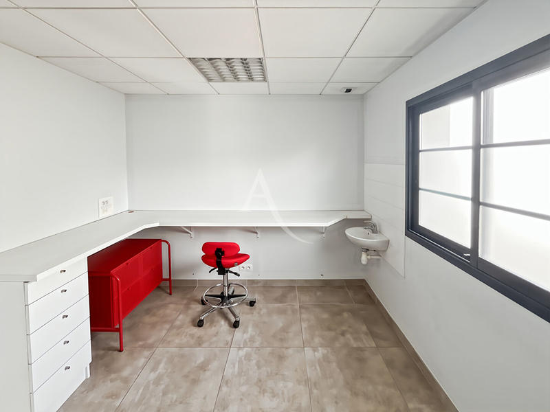 Local commercial - 155 m²