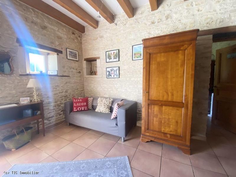 Maison - 252 m² - 5 pièces